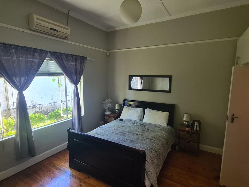 Spacious Family Home with Private Separate Apartment - Perfect for Extended Living or Additional Inc - Photo 7