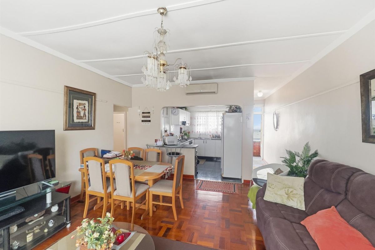 2 Bedroom Apartment For Sale in Windermere, Durban - Photo 3