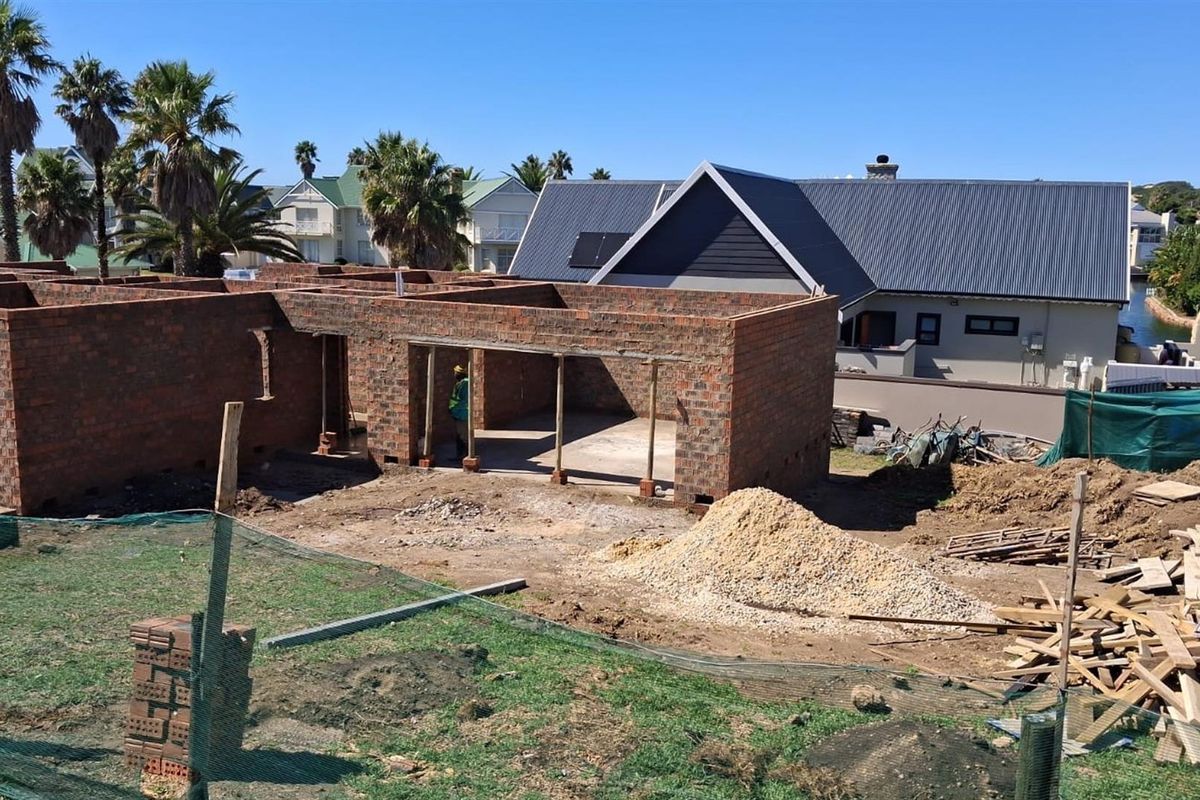 4 Bedroom Plot and Plan Home for Sale in Marina Martinique - Secure Coastal Living in Jeffreys Bay - Photo 2