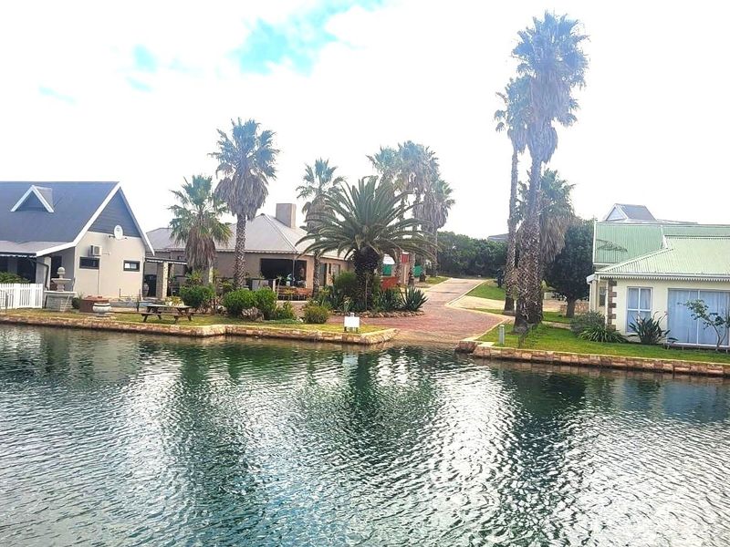 3 Bedroom Home for Sale in Marina Martinique - Secure Coastal Living in Jeffreys Bay - Photo 3