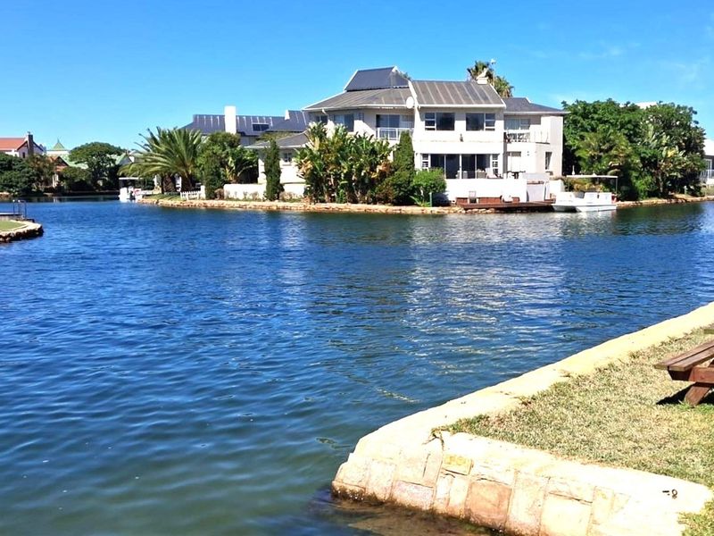 3 Bedroom Home for Sale in Marina Martinique - Secure Coastal Living in Jeffreys Bay - Photo 4