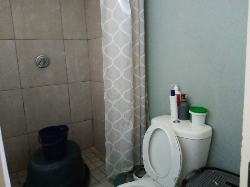 Fantastic Investment Opportunity in Jeppestown South, Johannesburg - Photo 8