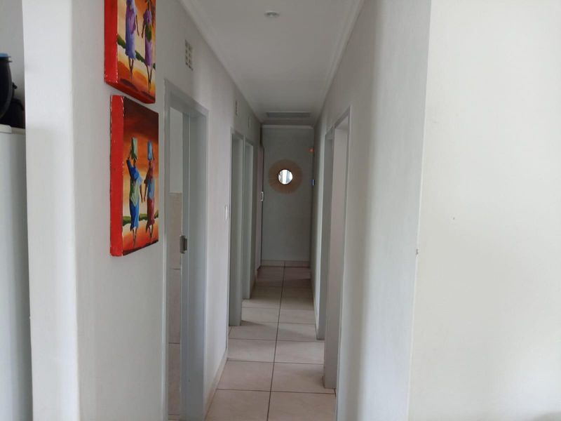 House To Rent In Witpoortie Roodeport - Photo 10