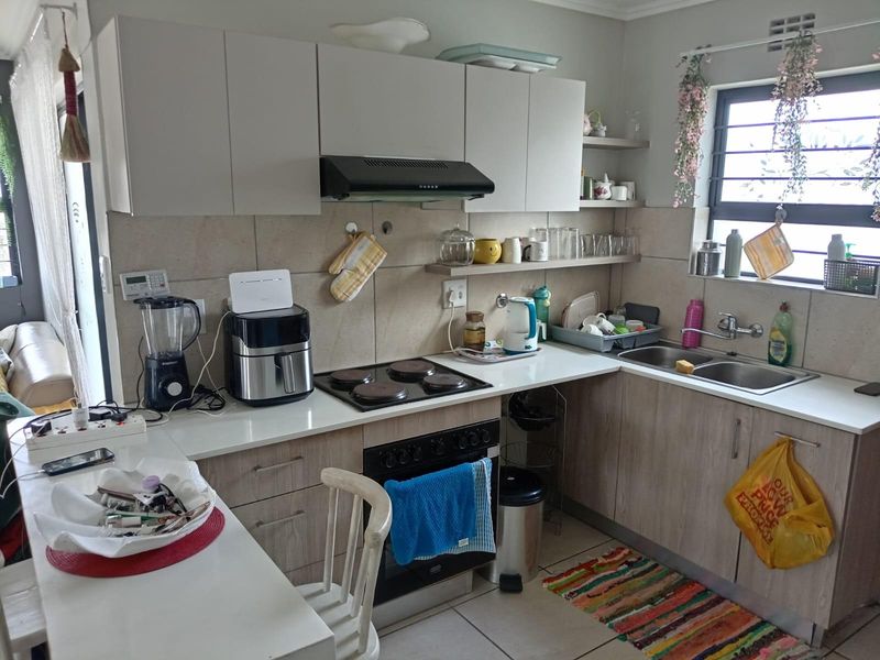 House To Rent In Witpoortie Roodeport - Photo 7