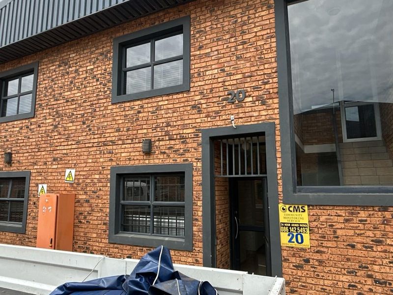 600 sqm Industrial Unit To Let | Secure Pomona Adjacent Business Park - Photo 4