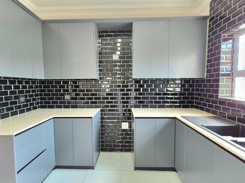 High-Yield Investment Opportunity - Dual-Dwelling with Expansion Potential in Thornton - Photo 10