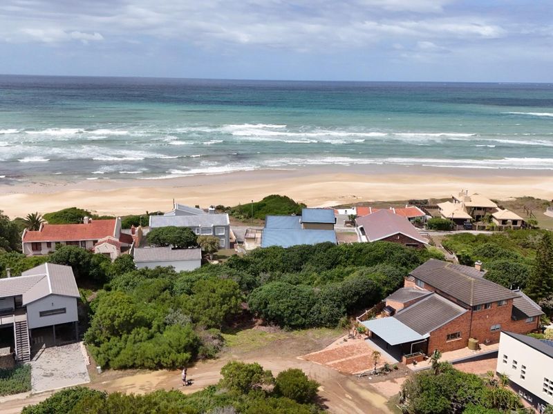 So close, just a stroll and everyday bliss - Photo 3