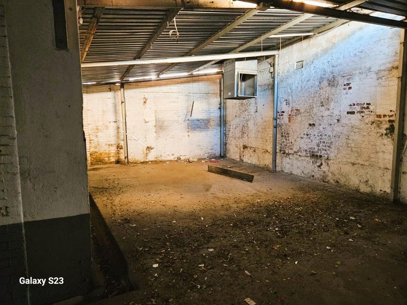 Warehouse For Sale in Woodstock, Cape Town - Photo 7