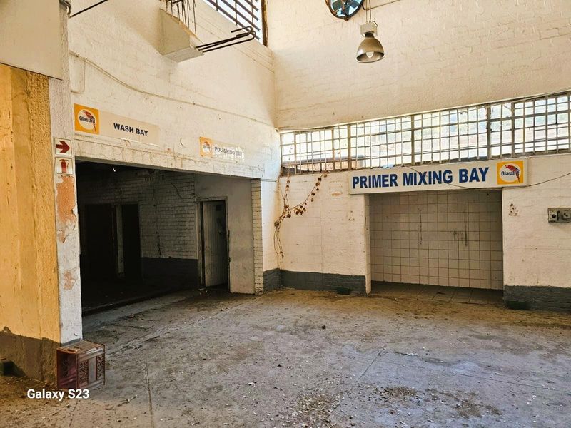 Warehouse For Sale in Woodstock, Cape Town - Photo 6