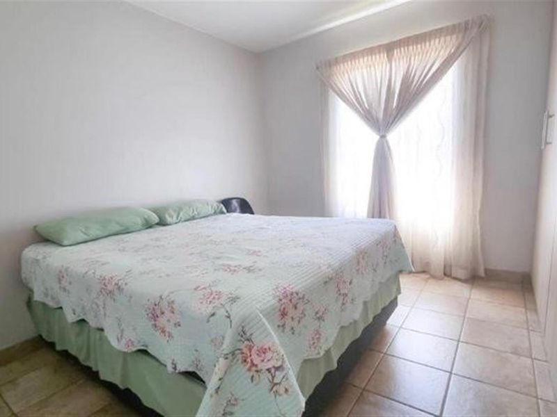 Townhouse For Sale in Rooihuiskraal North, Centurion - Photo 8