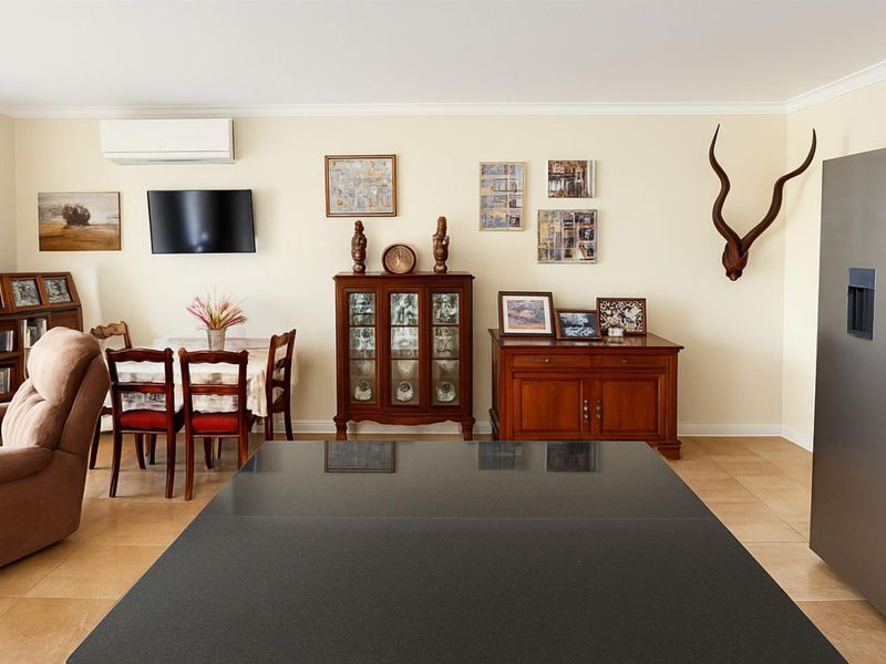 Oceanfront with Indian Ocean Views | 3 Bed | 2 Bathroom Sale in Strand Central, Strand - Photo 8