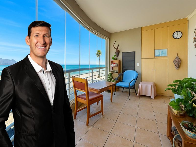 Oceanfront with Indian Ocean Views | 3 Bed | 2 Bathroom Sale in Strand Central, Strand - Photo 4