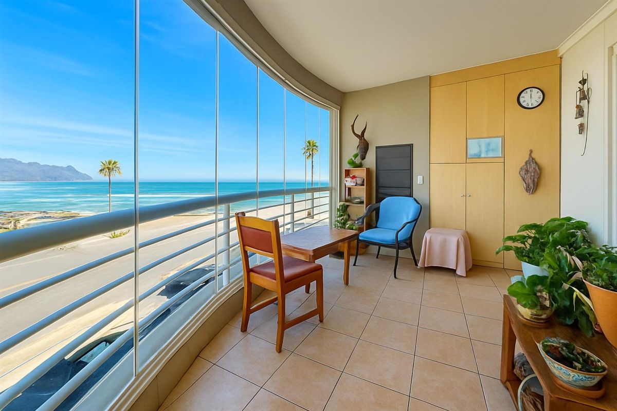 Oceanfront with Indian Ocean Views | 3 Bed | 2 Bathroom Sale in Strand Central, Strand - Photo 5