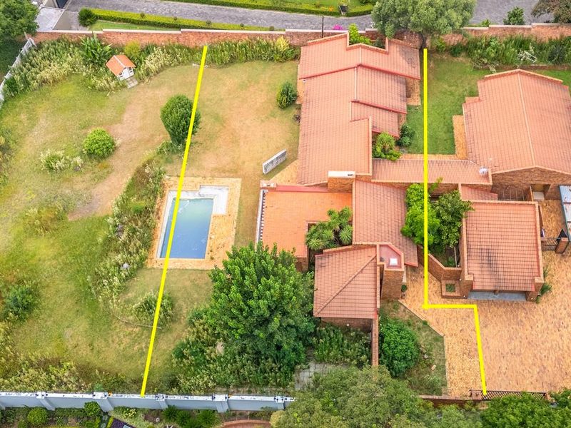 BUILD YOUR DREAM HOME IN THIS SECURE CUL DE SAC - Photo 4