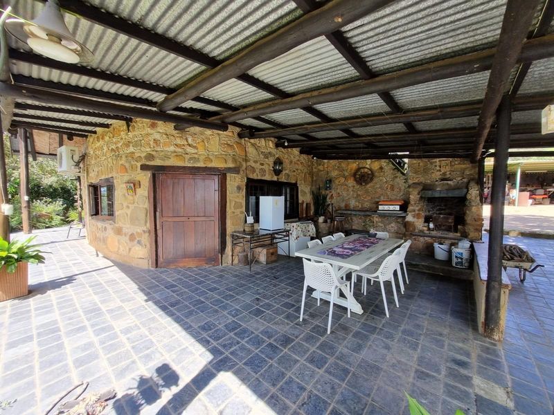 Secluded Lifestyle Farm - An Off-Grid Wildlife Paradise Near The Kruger National Park - Photo 4