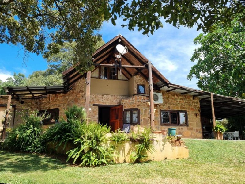 Secluded Lifestyle Farm - An Off-Grid Wildlife Paradise Near The Kruger National Park - Photo 2