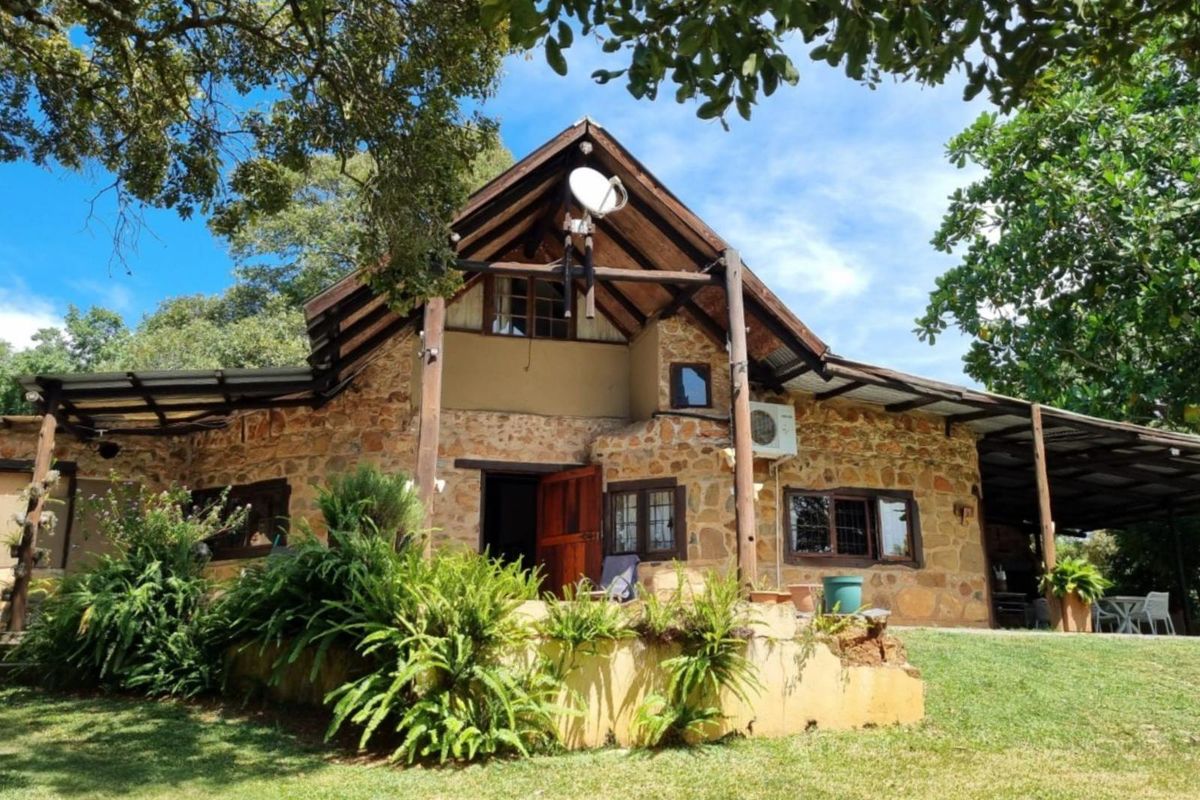 Secluded Lifestyle Farm - An Off-Grid Wildlife Paradise Near The Kruger National Park - Photo 2