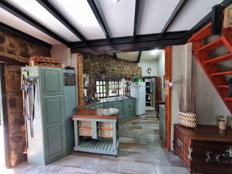 Secluded Lifestyle Farm - An Off-Grid Wildlife Paradise Near The Kruger National Park - Photo 9