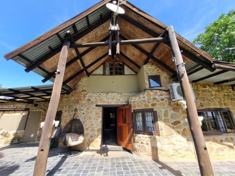 Secluded Lifestyle Farm - An Off-Grid Wildlife Paradise Near The Kruger National Park - Photo 6