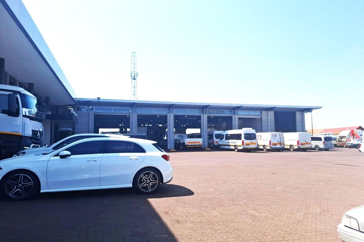 Commercial Property For Sale in Witbank Ext 8, Witbank - Photo 4