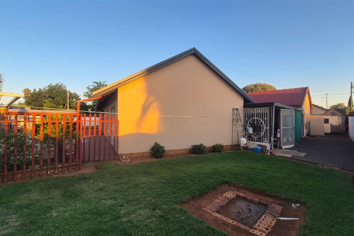 Family Home with Flat and Entertainment Areas - Dal Fouché, Springs - Photo 5