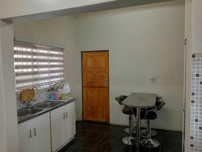 Beautifull 3-bedroom house for sale in Bakenpark - Photo 4
