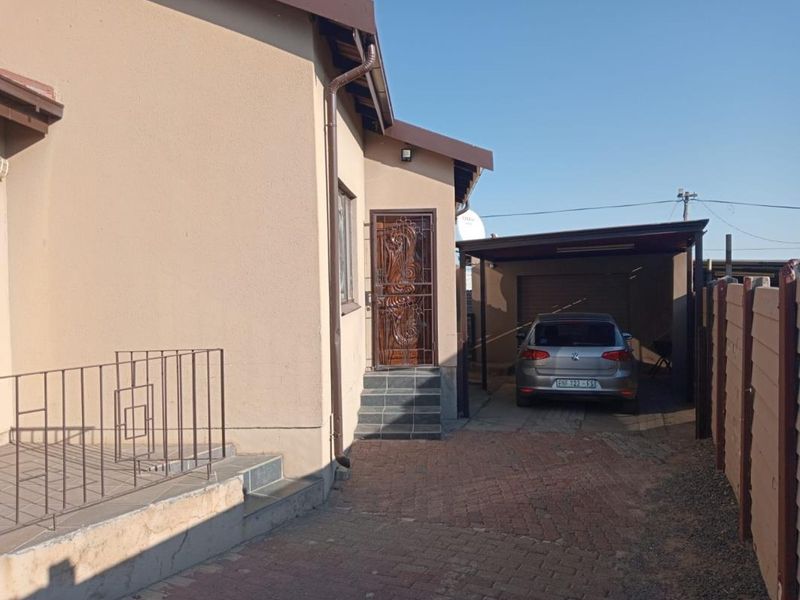 Beautifull 3-bedroom house for sale in Bakenpark - Photo 2