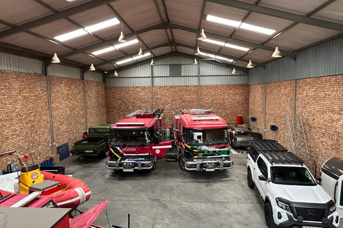 500 sqm Secure Industrial Unit To Let | 5m Roller Door | Prime Pomona Location - Photo 3