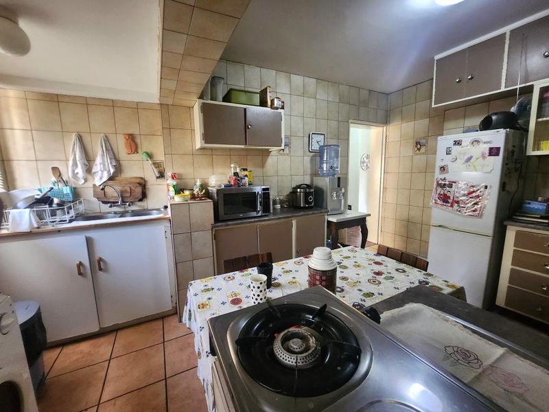 Charming 2 Bedroom Townhouse for sale - Photo 6