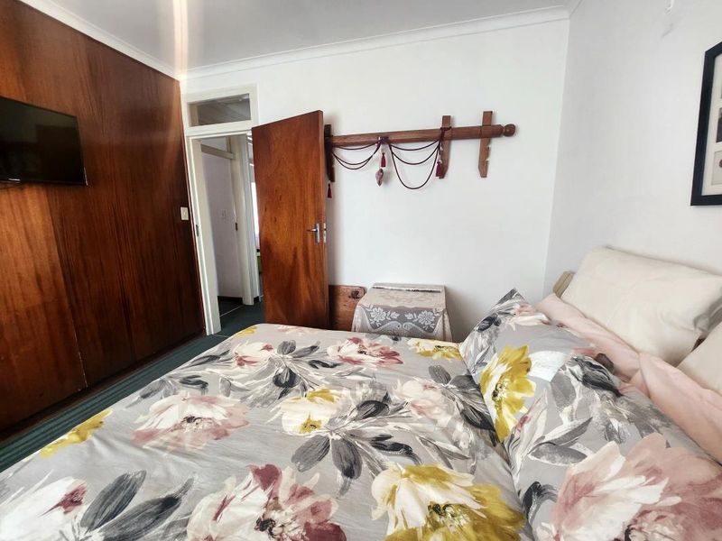 Charming 2 Bedroom Townhouse for sale - Photo 9