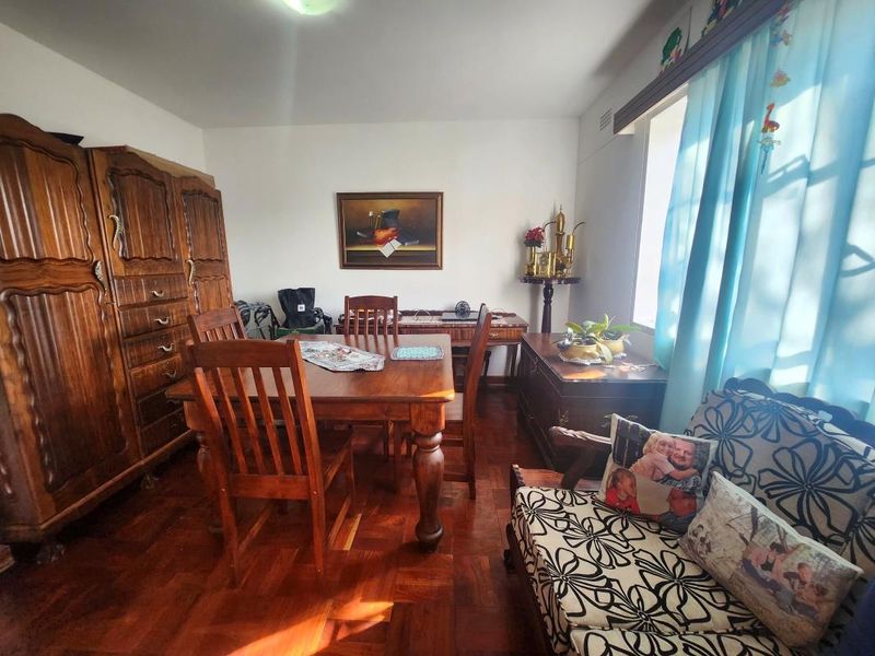 Charming 2 Bedroom Townhouse for sale - Photo 3