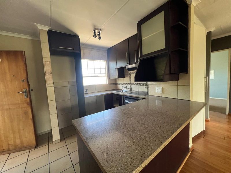 Apartment To Rent in Weltevreden Park Roodepoort - Photo 7