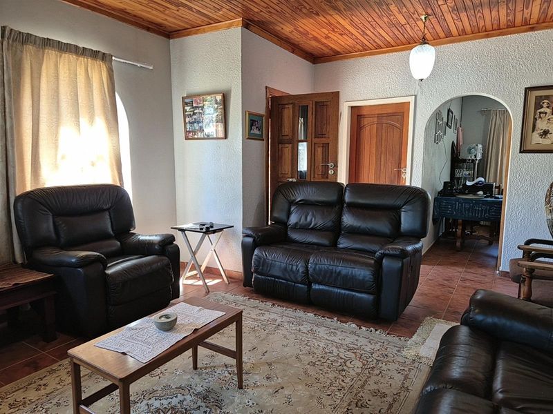 3 Bedroom House for Sale in Die Bult - Prime Student Investment - Walking Distance to NWU - Photo 9