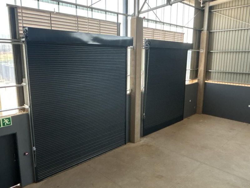 785 sqm Warehouse With Private Yard To Let | Silverview Business Park | Samrand - Photo 8