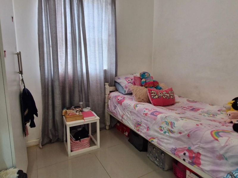 Neat 3 Bedroom House For Sale in Mountain Ridge Estate, Paarl - Photo 10