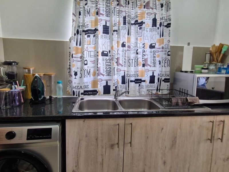 Neat 3 Bedroom House For Sale in Mountain Ridge Estate, Paarl - Photo 6