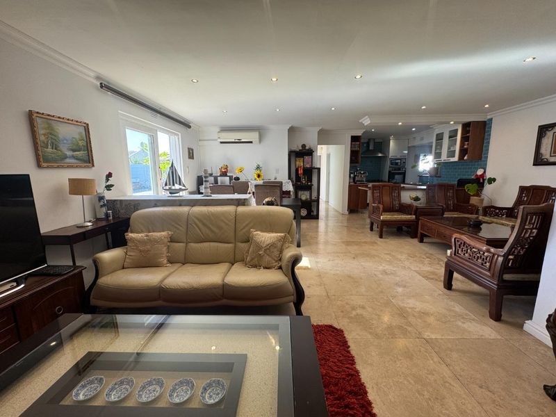 House For Sale in Edgemead, Goodwood - Photo 7