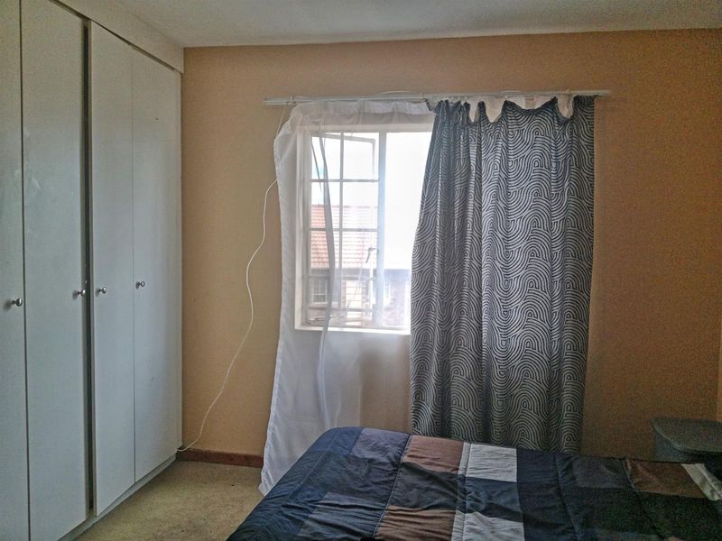 Modern Apartment for Rent in Daffodil Gardens, Karen Park - Pretoria North - Photo 5