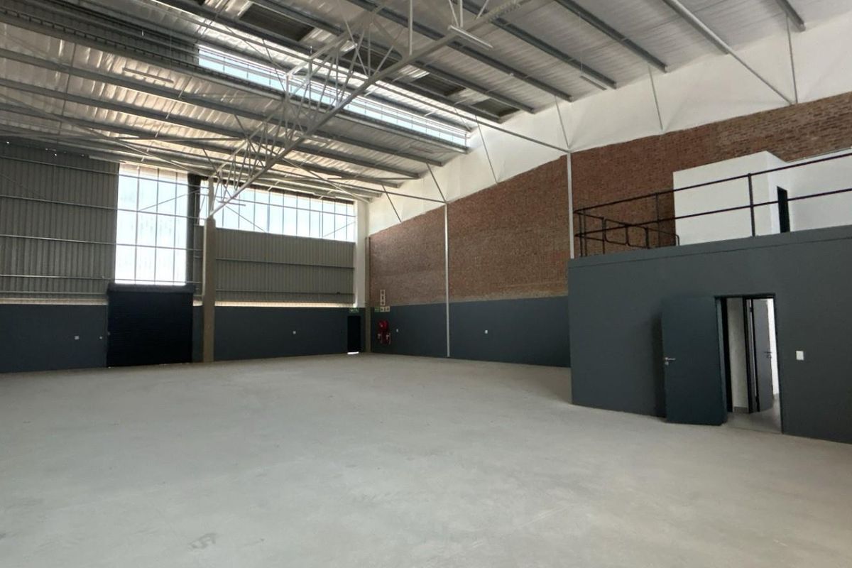 Warehouse To Let | Private Yard | Secure Silverview Business Park - Photo 5
