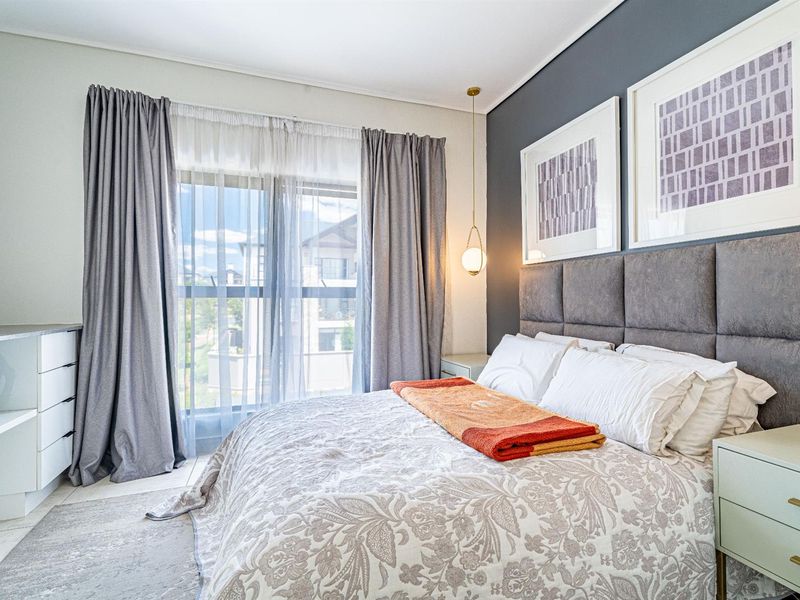 2-Bed, 2-Bath Penthouse Apartment For Sale in The Polofields, Waterfall, Midrand - Photo 9