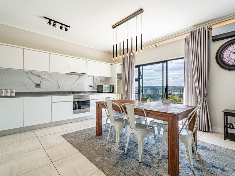 2-Bed, 2-Bath Penthouse Apartment For Sale in The Polofields, Waterfall, Midrand - Photo 7