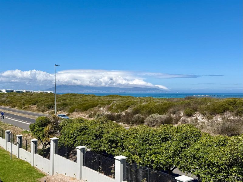 Fully Furnished 3-Bedroom Double Story House -  Big Bay Beach Club Security Estate - Photo 3