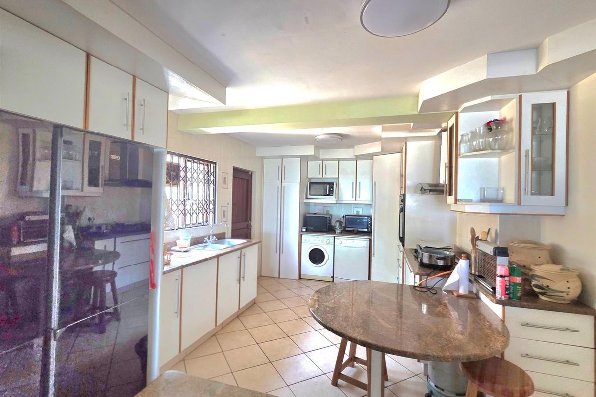 Seaside Living Masterpiece - Photo 3