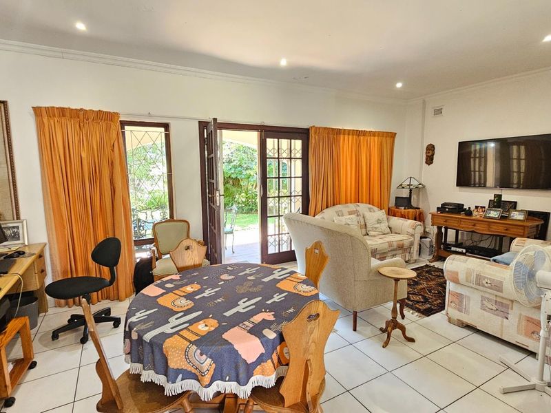 Townhouse For Sale in Margate, KwaZulu Natal - Photo 7
