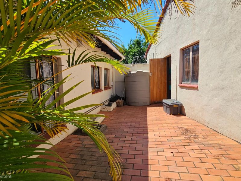 Townhouse For Sale in Margate, KwaZulu Natal - Photo 6