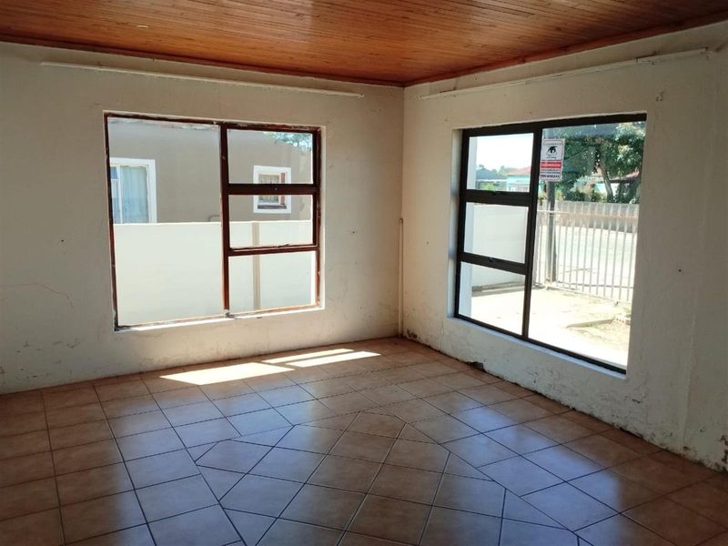 4 BEDROOM HOUSE IN PACALTSDORP FOR SALE - Photo 10