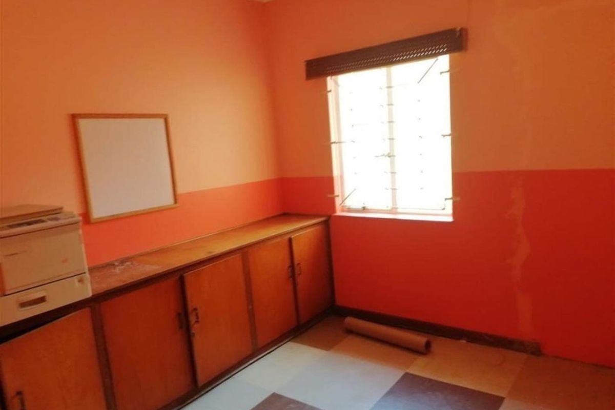 HOUSE FOR SALE IN BALLOTSVIEW - Photo 4