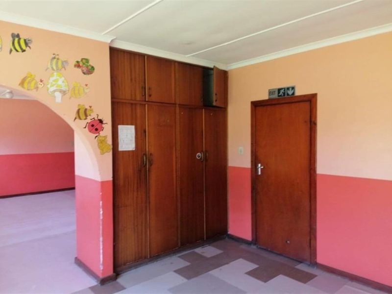 HOUSE FOR SALE IN BALLOTSVIEW - Photo 10