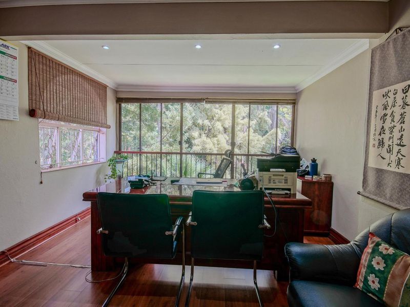 Versatile Long-Term Investment Opportunity with Immediate Income - Photo 10