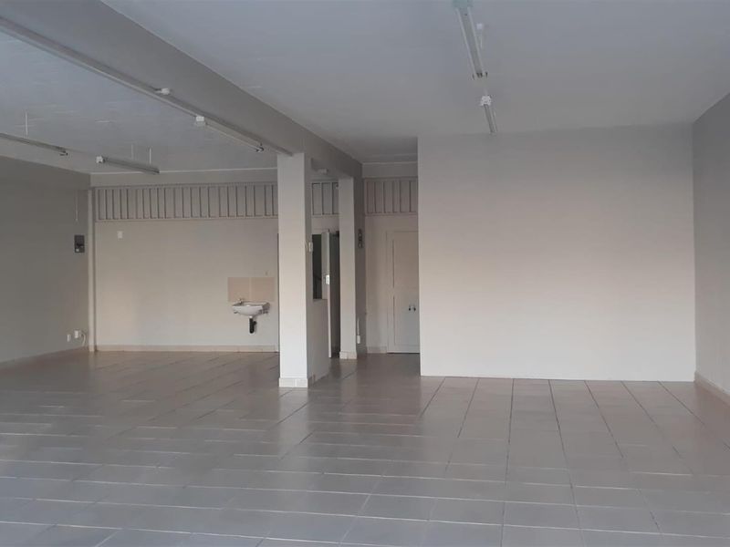 Ramsgate Prime Location Available IMMEDIATELY - Photo 10